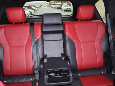 2023 لكزس إل إكس 600 إف