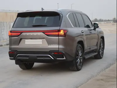 2023 لكزس إل إكس 600 إف