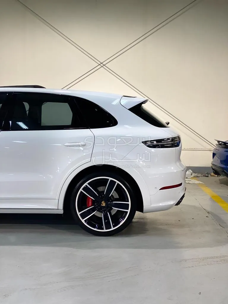 2021 بورش كايين جي تي اس