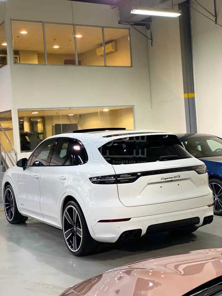 2021 بورش كايين جي تي اس