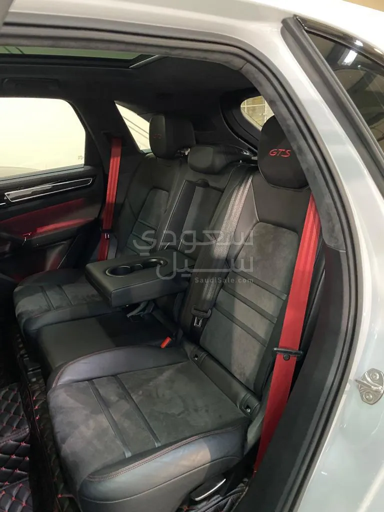 2021 بورش كايين جي تي اس