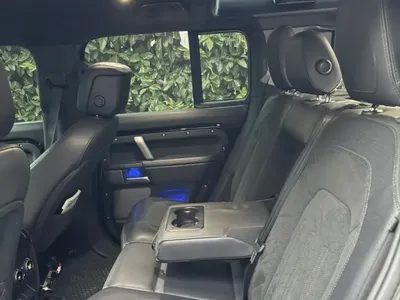 2024 لاند روفر ديفيندر اكس 110