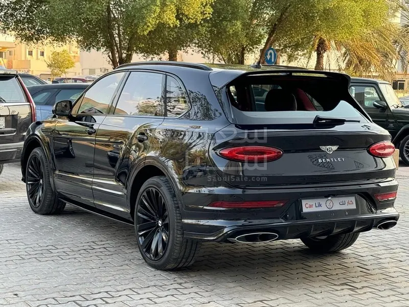 2022 بنتلي بنتايجا سبيد