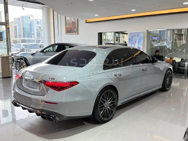 2024 مرسيدس - بنز إس 63 أي إم جي