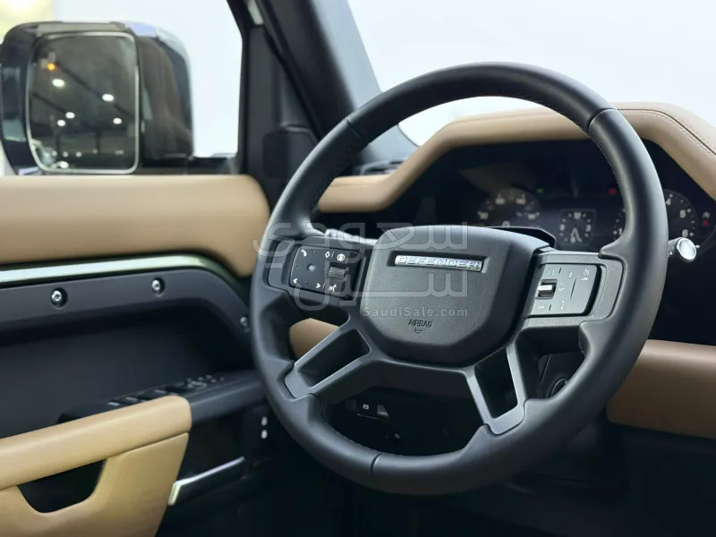 2026 لاند روفر ديفيندر اكس داينمك