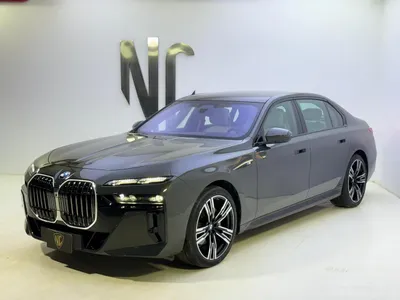 2026 بي ام دبليو الفئة السابعة 735أي