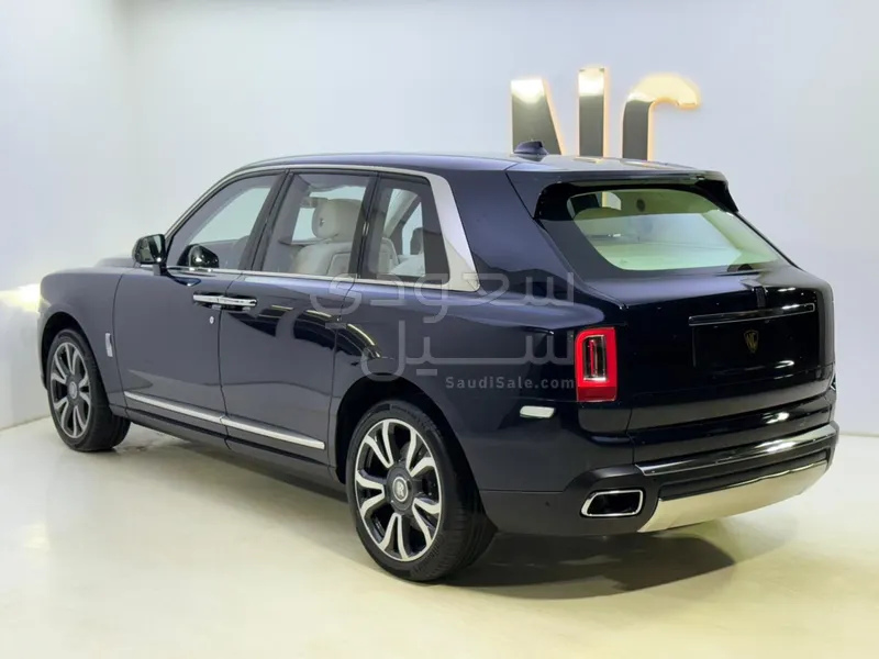 2022 رولز رويس كولينان