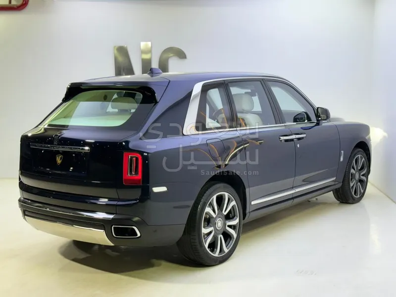 2022 رولز رويس كولينان