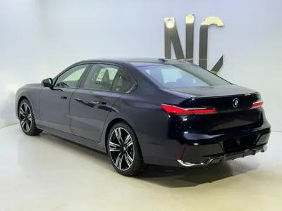 2026 بي ام دبليو الفئة السابعة 735أي