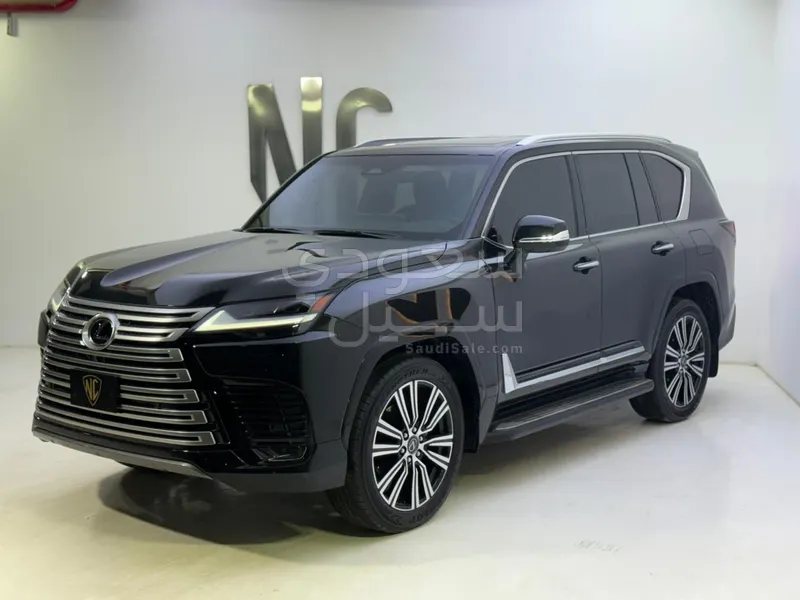 2025 لكزس إل إكس 600