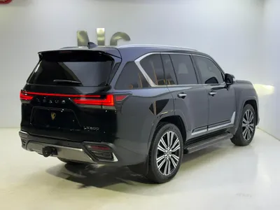 2025 لكزس إل إكس 600