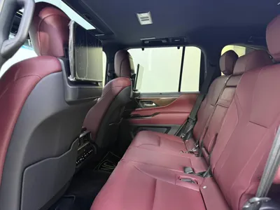 2025 لكزس إل إكس 600