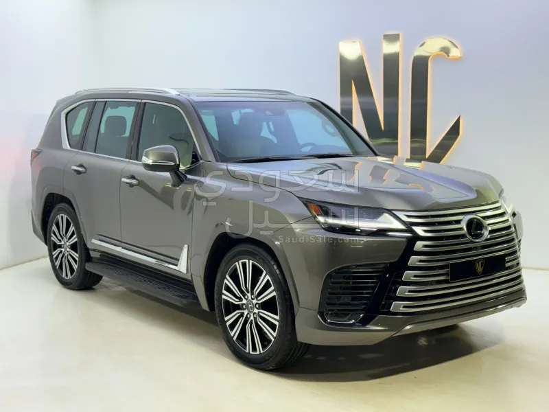 2024 لكزس إل إكس 600