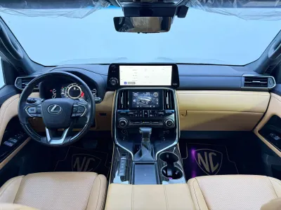 2024 لكزس إل إكس 600