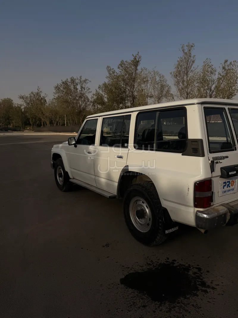 1992 نيسان باترول سفاري