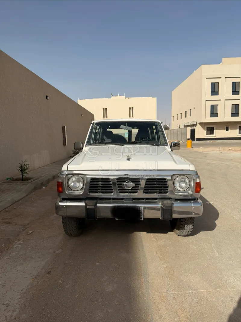 1992 نيسان باترول سفاري