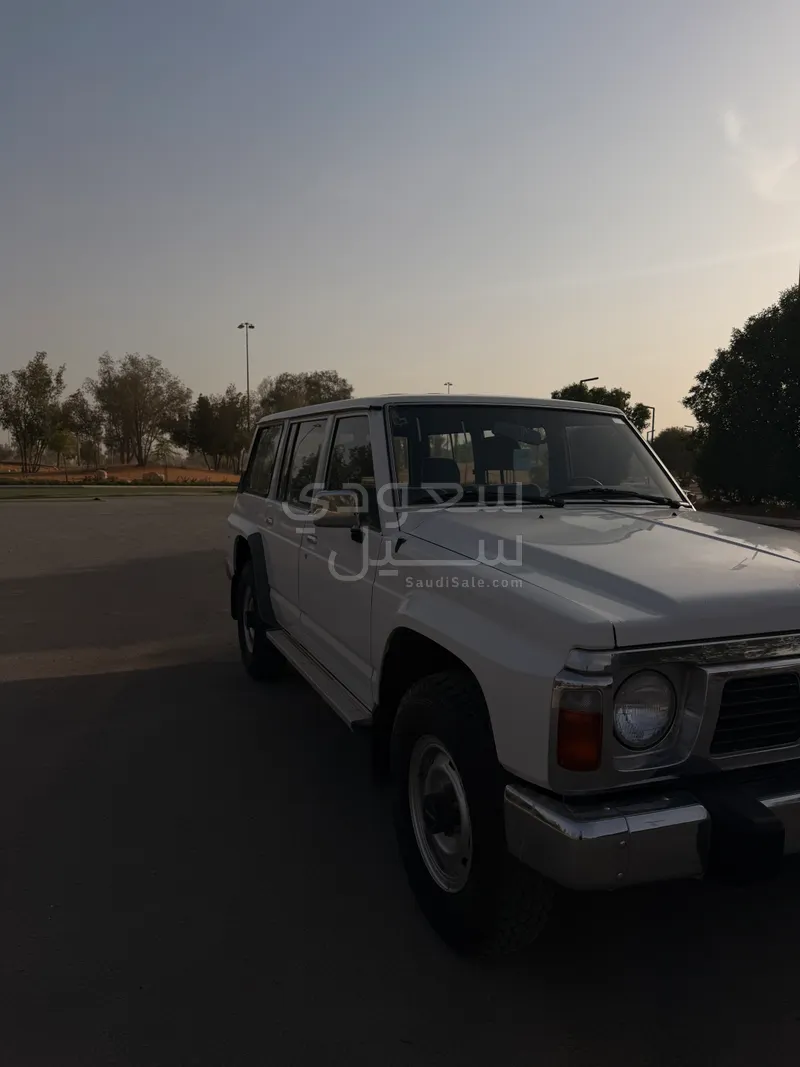 1992 نيسان باترول سفاري