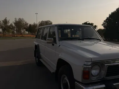 1992 نيسان باترول سفاري