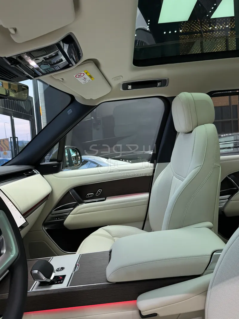 2025 لاند روفر رينج روفر اتش اس اي