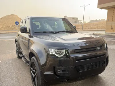 2022 لاند روفر ديفيندر 110