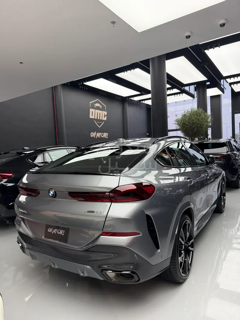 2024 بي ام دبليو الفئة اكس 6