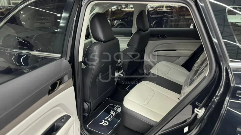 2025 فورد تيريتوري تريند