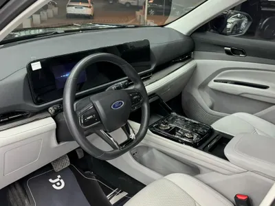 2025 فورد تيريتوري تريند