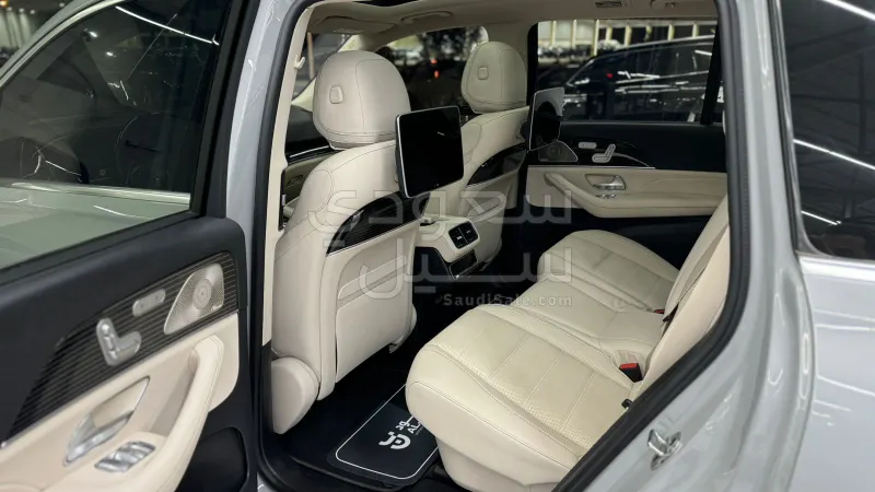 2024 مرسيدس - بنز جي إل إس 450