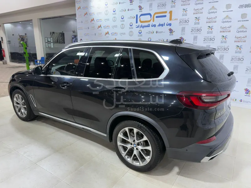 2020 بي ام دبليو الفئة اكس 5