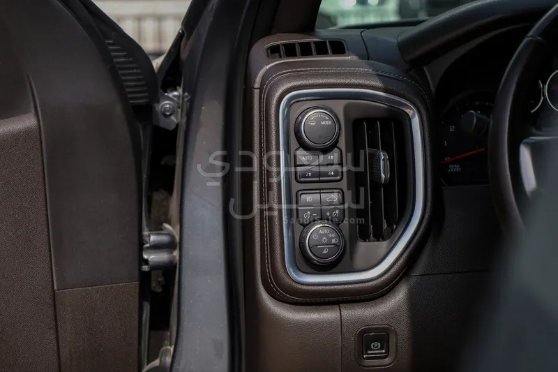 2021 شفروليه سلفرادو ال تي