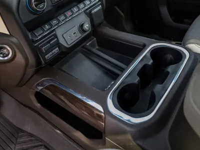 2021 شفروليه سلفرادو ال تي