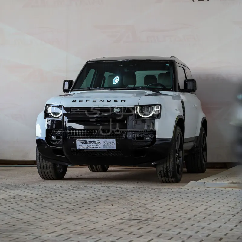 2022 لاند روفر ديفيندر اتش اس اي
