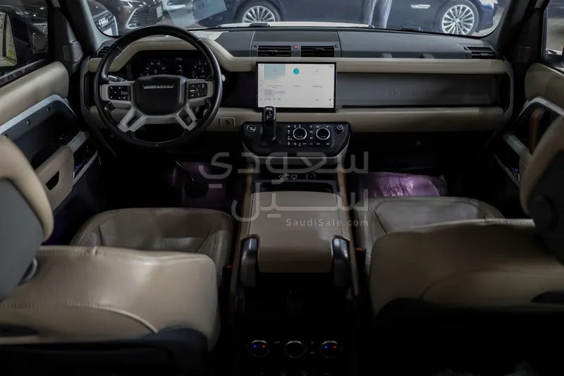 2022 لاند روفر ديفيندر اتش اس اي