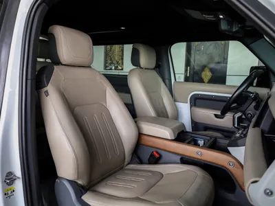 2022 لاند روفر ديفيندر اتش اس اي