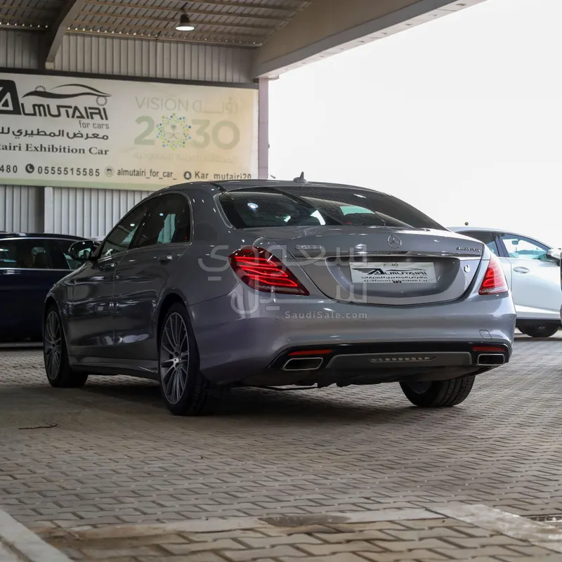 2017 مرسيدس - بنز إس 400