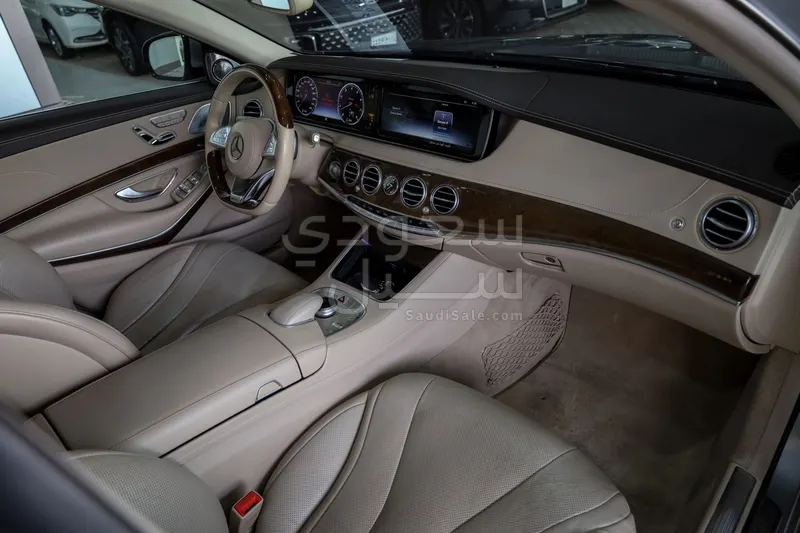 2017 مرسيدس - بنز إس 400