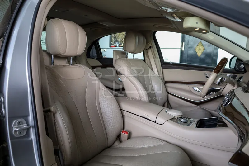 2017 مرسيدس - بنز إس 400