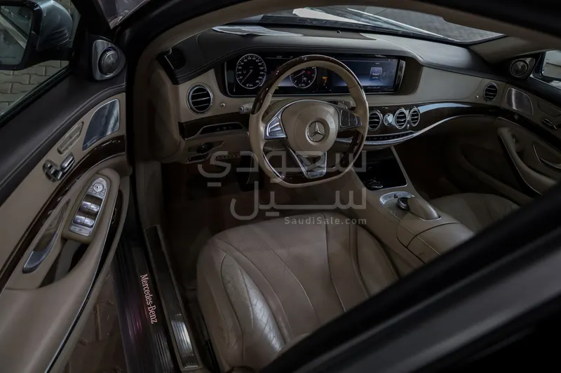 2017 مرسيدس - بنز إس 400