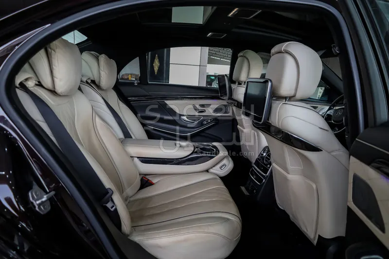 2015 مرسيدس - بنز إس 500 أي إم جي