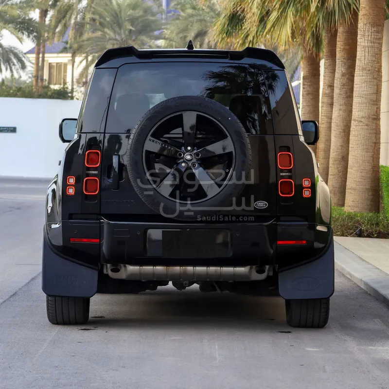 2020 لاند روفر ديفيندر اتش اس اي