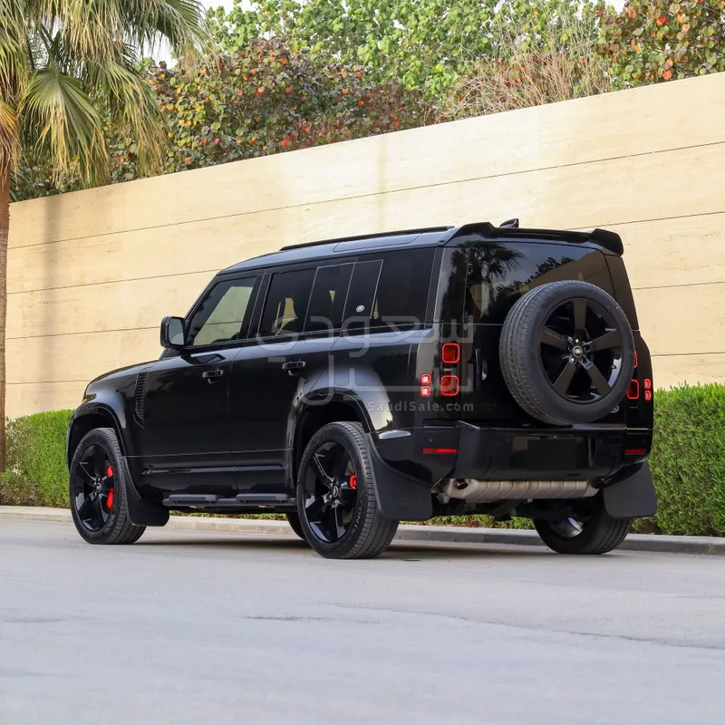 2020 لاند روفر ديفيندر اتش اس اي