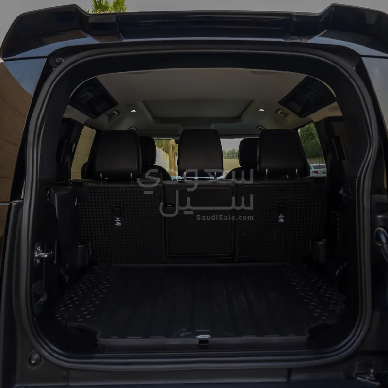 2020 لاند روفر ديفيندر اتش اس اي