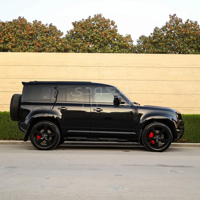 2020 لاند روفر ديفيندر اتش اس اي