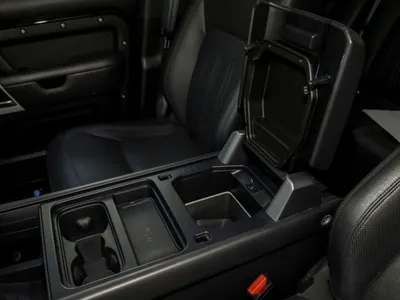 2020 لاند روفر ديفيندر اتش اس اي