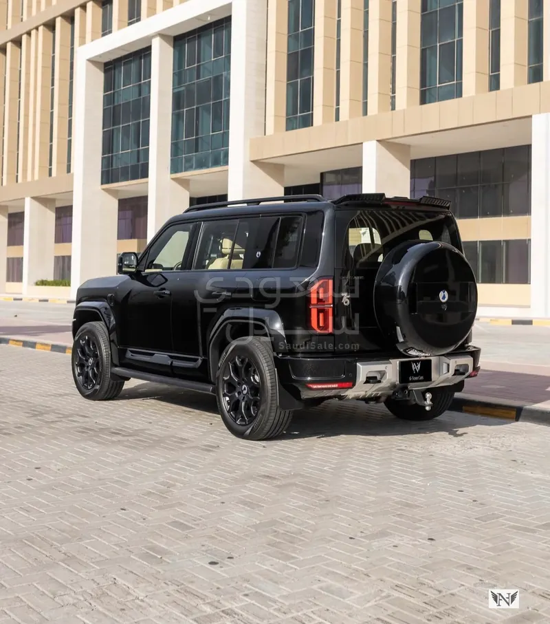 2026 بي واي دي ليوبارد 5