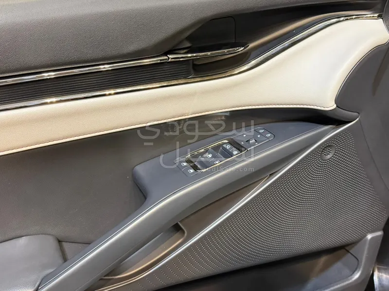 2025 فورد توروس ترند