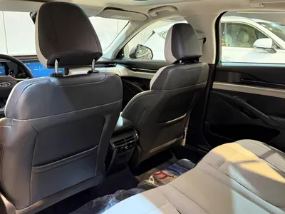 2025 فورد توروس ترند