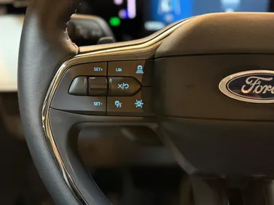 2025 فورد توروس ترند