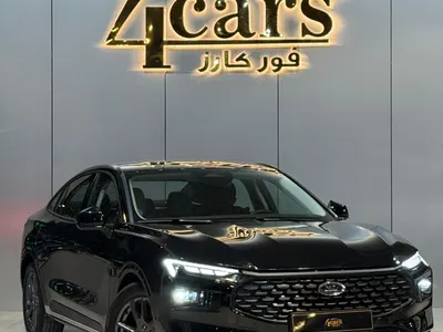 2025 فورد توروس ترند