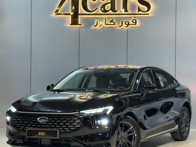 2025 فورد توروس ترند